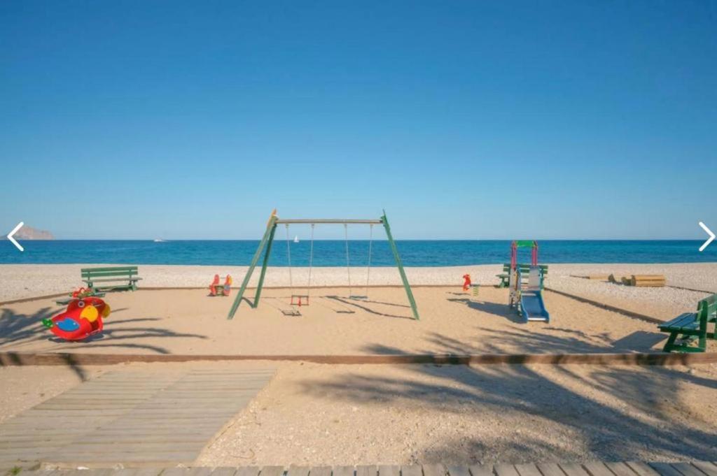 Bright Sunny Albir Beach Apartment El Albir Екстериор снимка