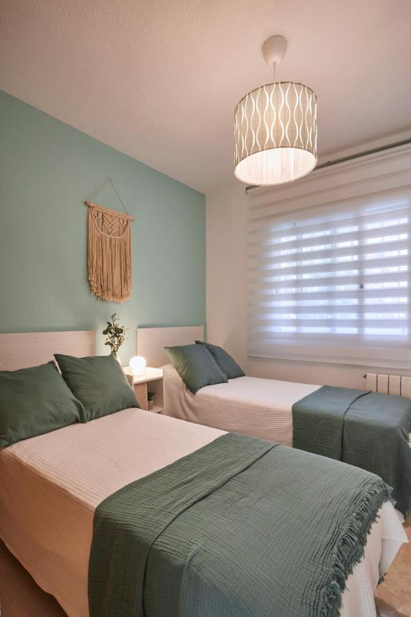 Bright Sunny Albir Beach Apartment El Albir Екстериор снимка