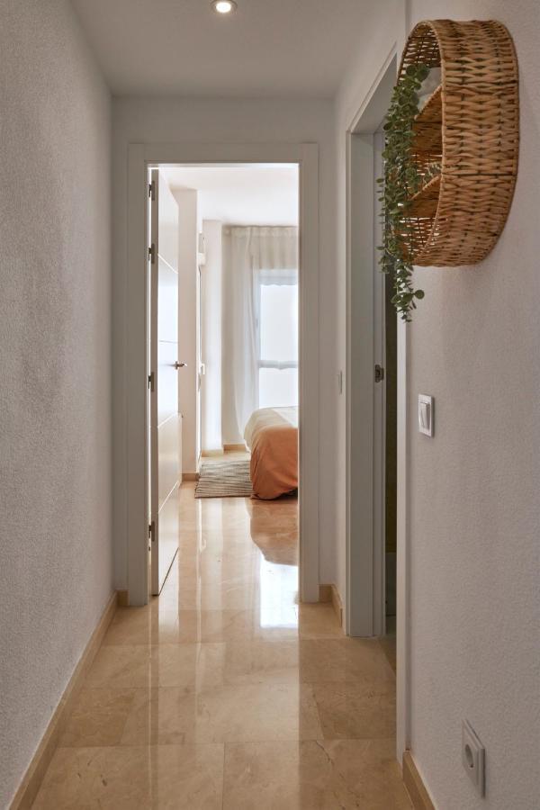 Bright Sunny Albir Beach Apartment El Albir Екстериор снимка